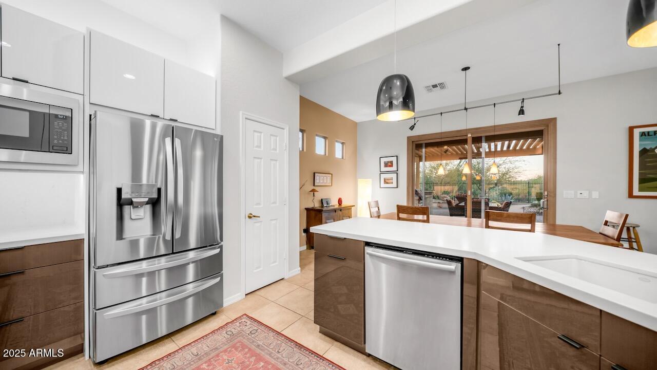 2401 West Webster Court Anthem, AZ 85086 - Photo 5 of 68 21