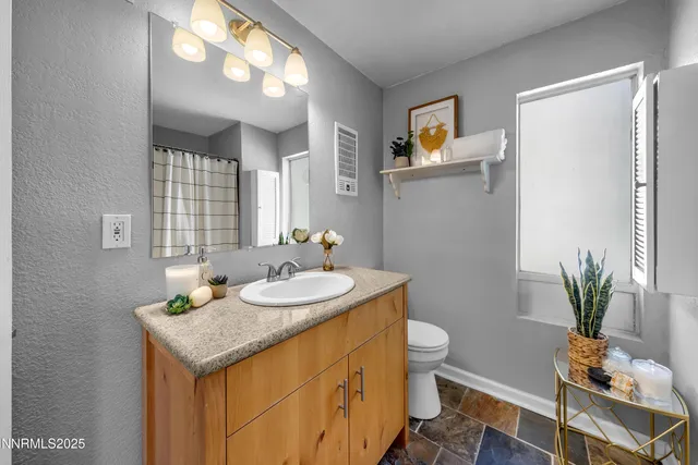 $179,900 | 3951 Clear Acre Lane, Unit 293, Reno, NV 89512