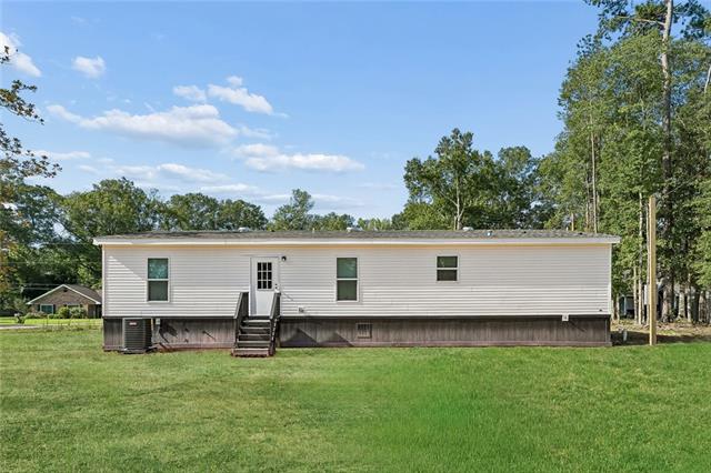 30625 Tamjulon Road Albany, LA 70711 - Photo 3 of 19
