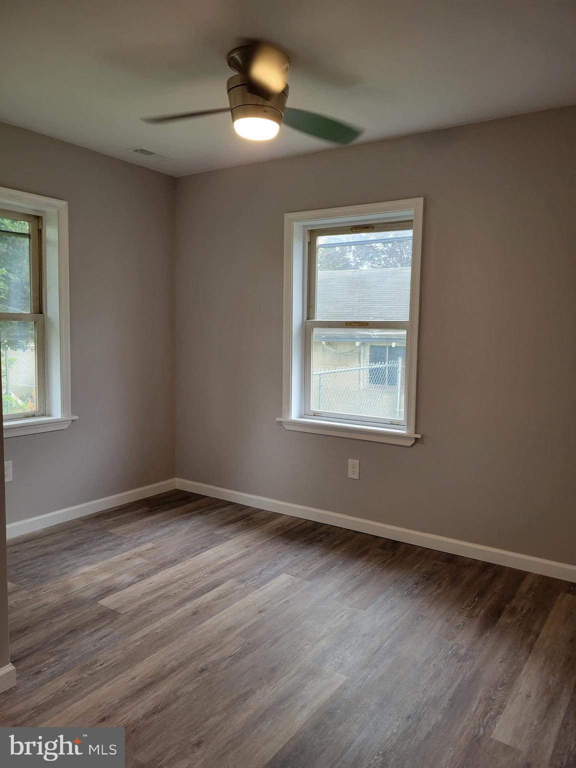 237 C Street Carneys Point, NJ 08069 - Photo 7 of 14