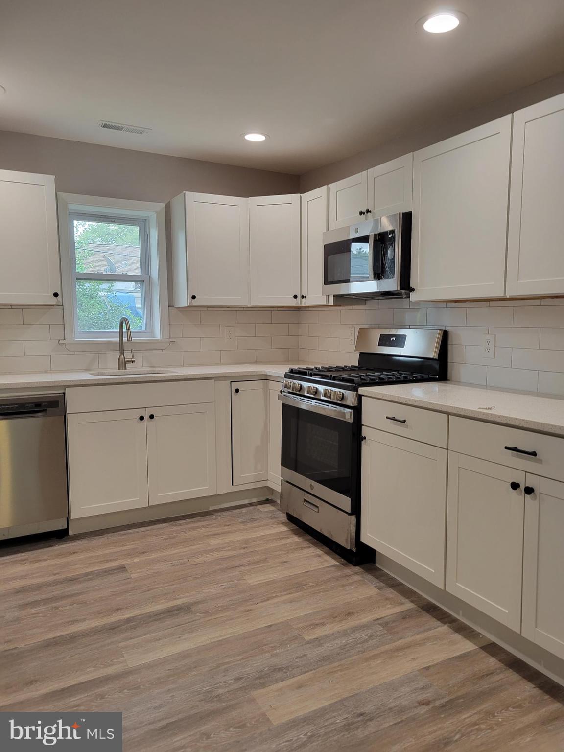 237 C Street Carneys Point, NJ 08069 - Photo 8 of 14 New stainless steel appliances & granite counters.