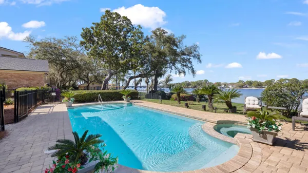 $1,925,000 | 217 Yacht Club Drive Northeast, Fort Walton Beach, FL 32548