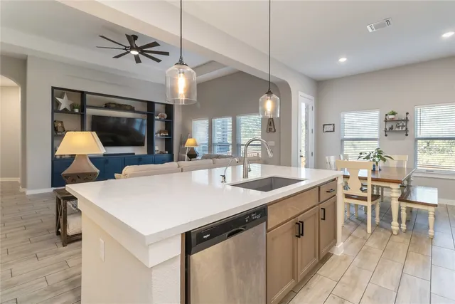 $2,850 | 116 Charles Zanco Drive, Bastrop, TX 78602