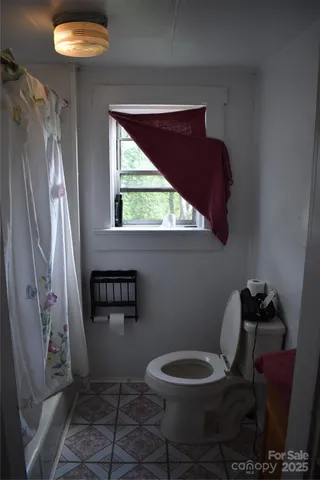 a view of a storage & utility room