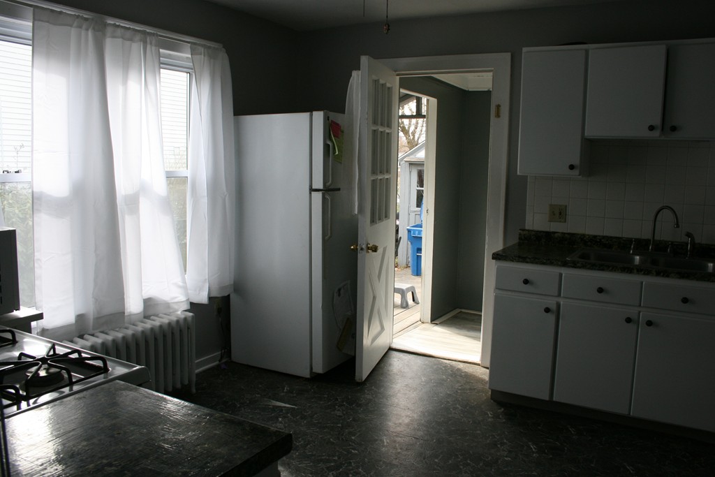 74 Forris Street West Springfield, MA 01089 - Photo 8 of 29 Gallery Image 8