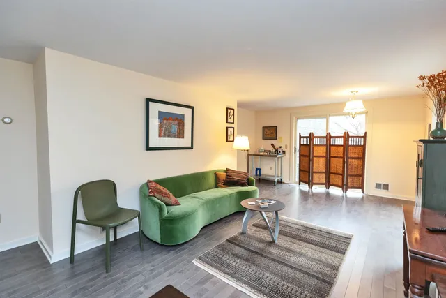 $985,000 | 6 Mottau Drive, Lyndeborough, NH 03082