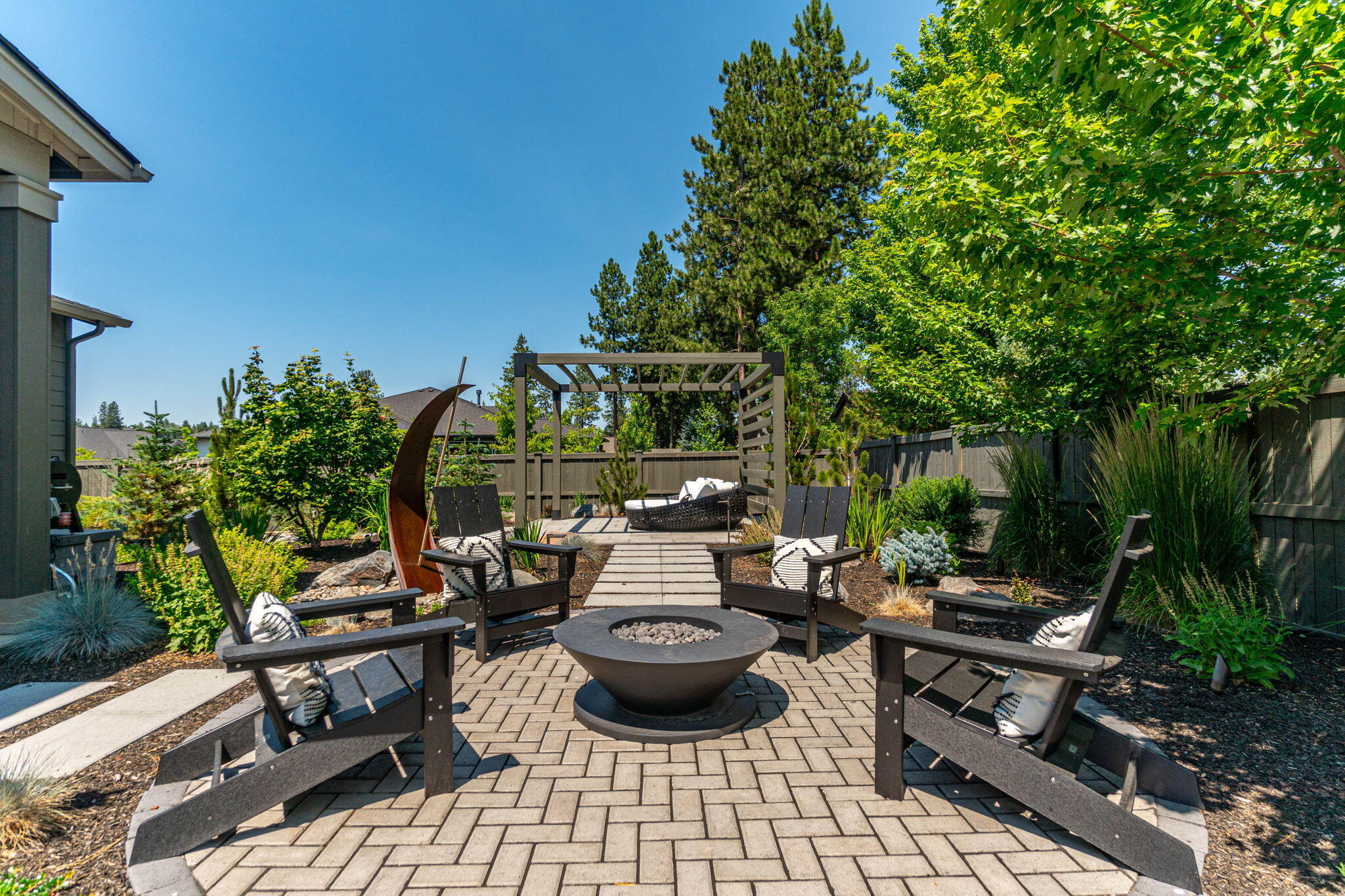 60864 Southwest Headwaters Loop Bend, OR 97702 - Photo 35 of 56 Gas Fire Pit