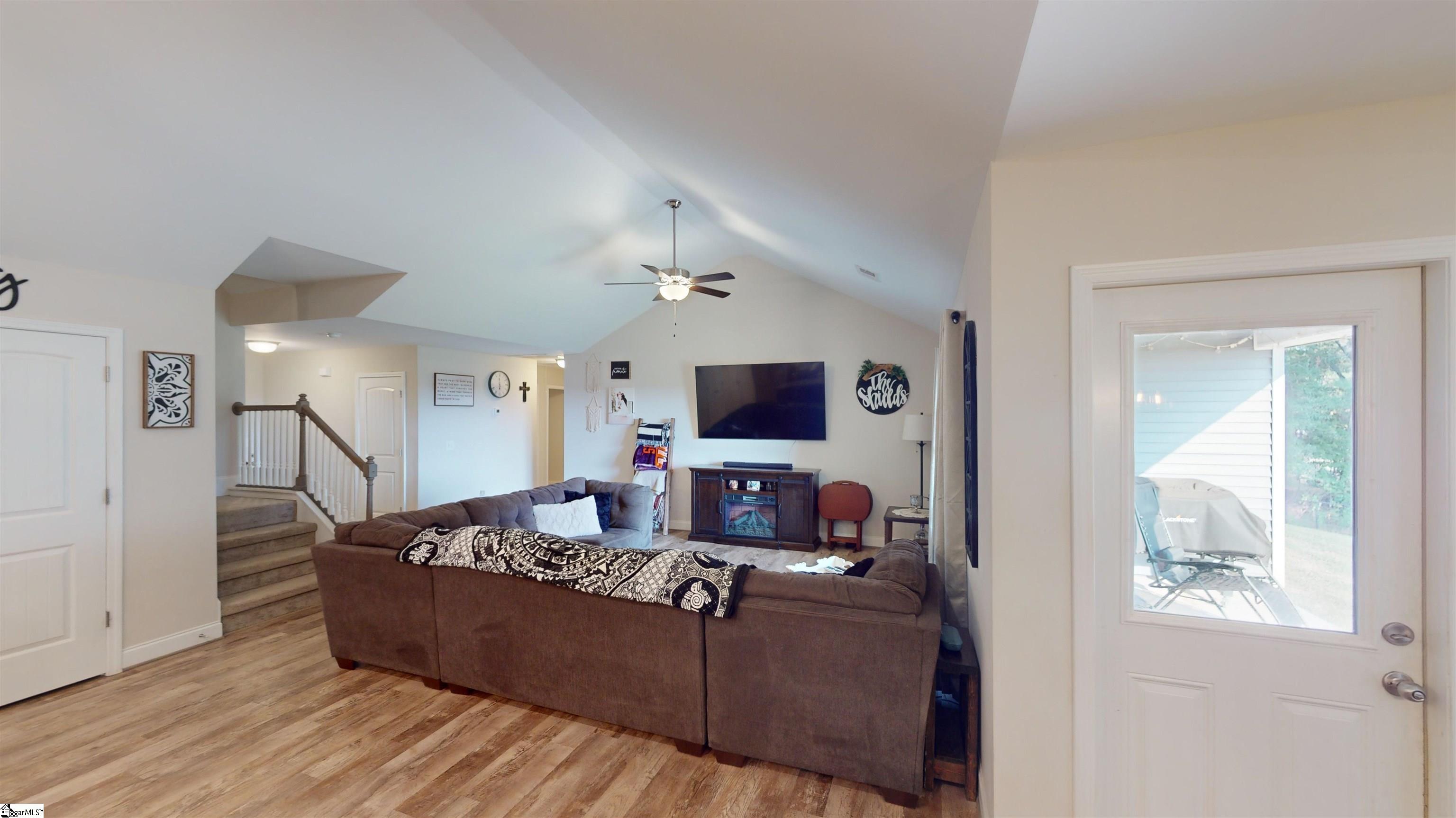 345 Ben Johnson Road Inman, SC 29349 - Photo 8 of 35