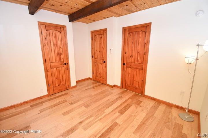 1239 Glenbrook Road Bartonsville, PA 18321 - Photo 20 of 32 a view of empty room