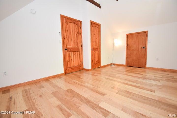 1239 Glenbrook Road Bartonsville, PA 18321 - Photo 28 of 32 a view of an empty room
