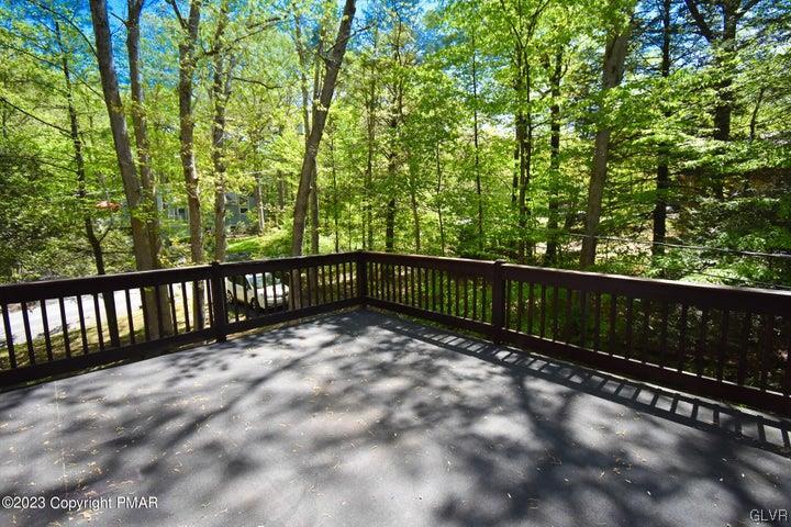 1239 Glenbrook Road Bartonsville, PA 18321 - Photo 30 of 32