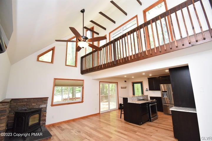 1239 Glenbrook Road Bartonsville, PA 18321 - Photo 9 of 32 a living room with furniture