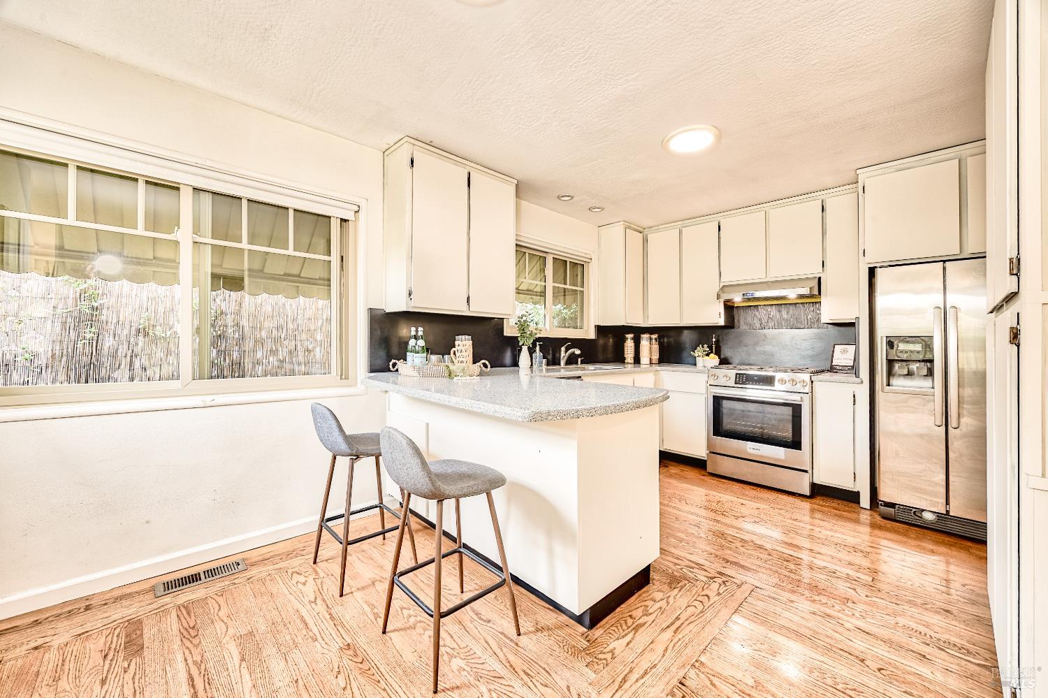 115 Sherman Street Healdsburg, CA 95448 - Photo 6 of 24