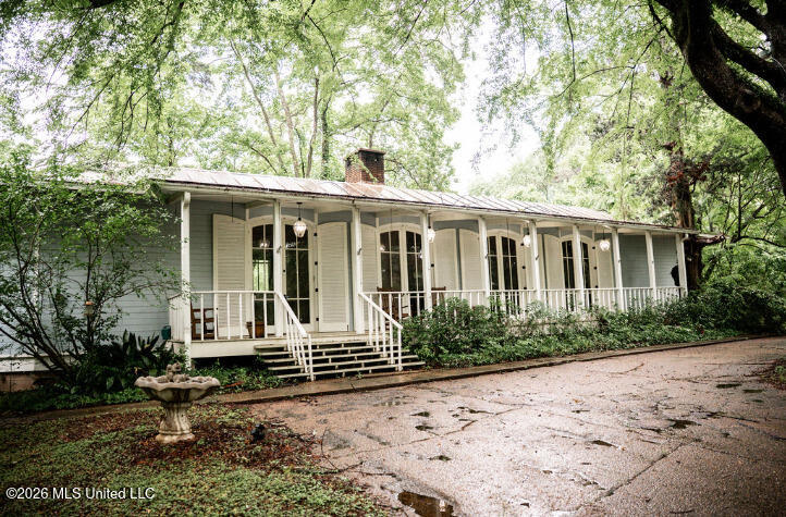 108 Dana Road Natchez, MS 39120 - Photo 4 of 46 03