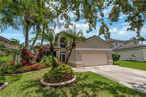 $899,000 | 18451 Northwest 13th Street, Pembroke Pines, FL 33029