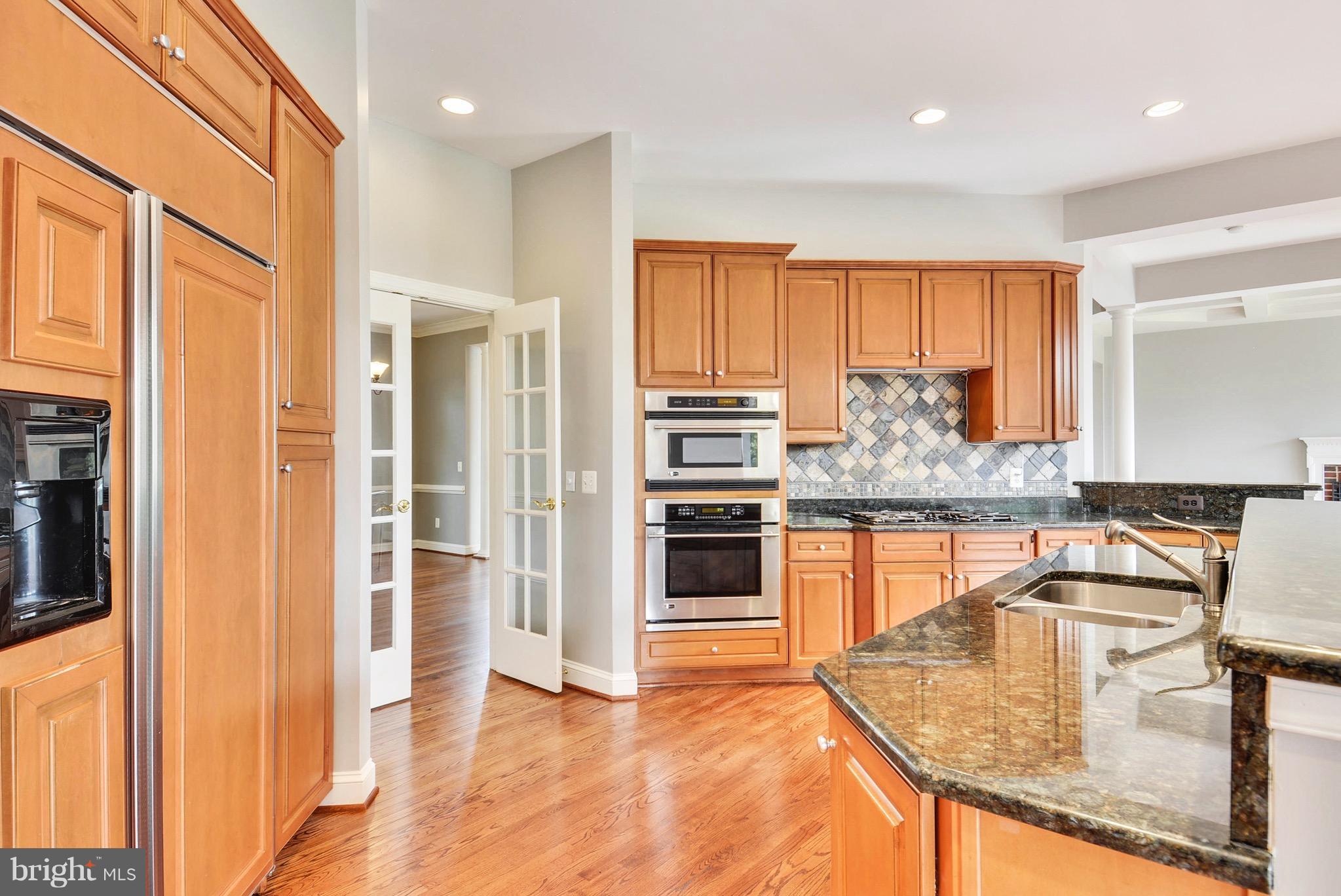 17086 Winning Colors Place Leesburg, VA 20176 - Photo 3 of 29 New Floors and paint updated Aug 2017