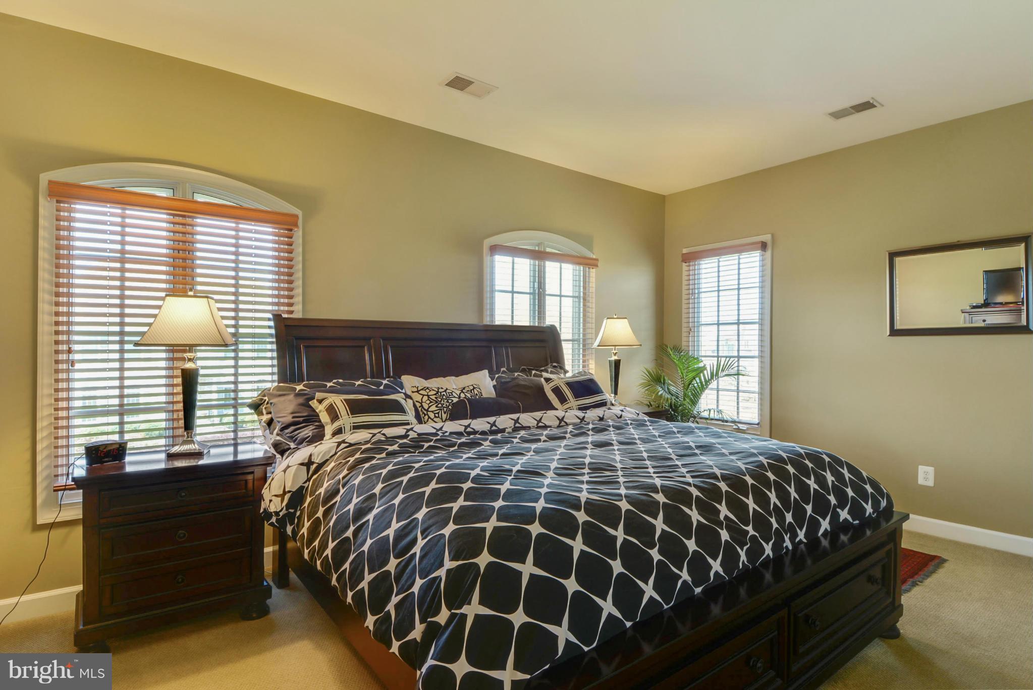 17086 Winning Colors Place Leesburg, VA 20176 - Photo 21 of 29 Bedroom