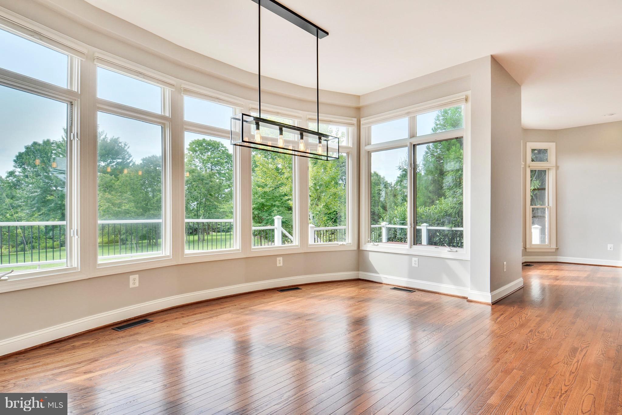 17086 Winning Colors Place Leesburg, VA 20176 - Photo 5 of 29 New Floors and paint updated Aug 2017