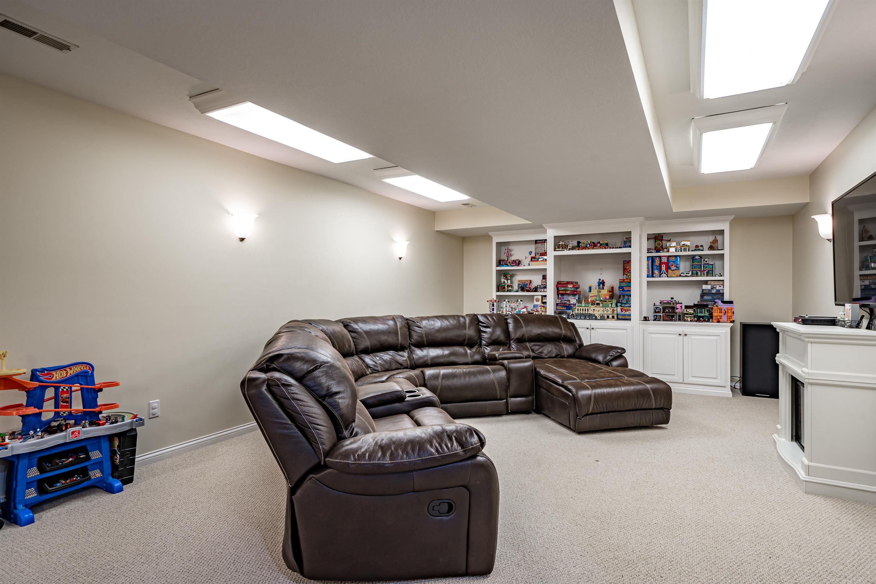 9916 Silver Ridge Court Fort Wayne, IN 46804 - Photo 24 of 36 Gallery Image 24