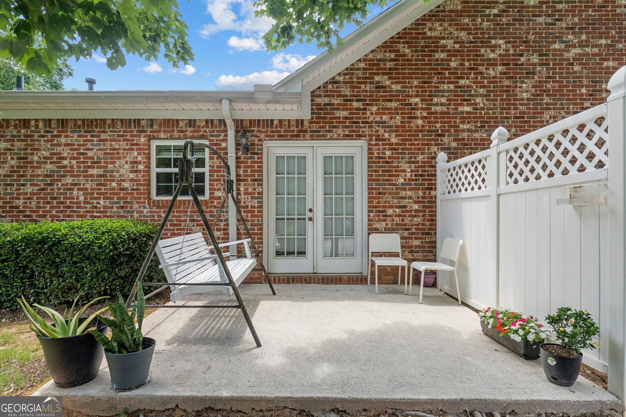 3309 Raes Creek Road Marietta, GA 30008 - Photo 6 of 40