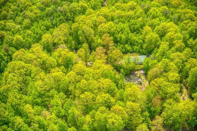 $900,000 | 79 Summit Drive, New Boston, NH 03070