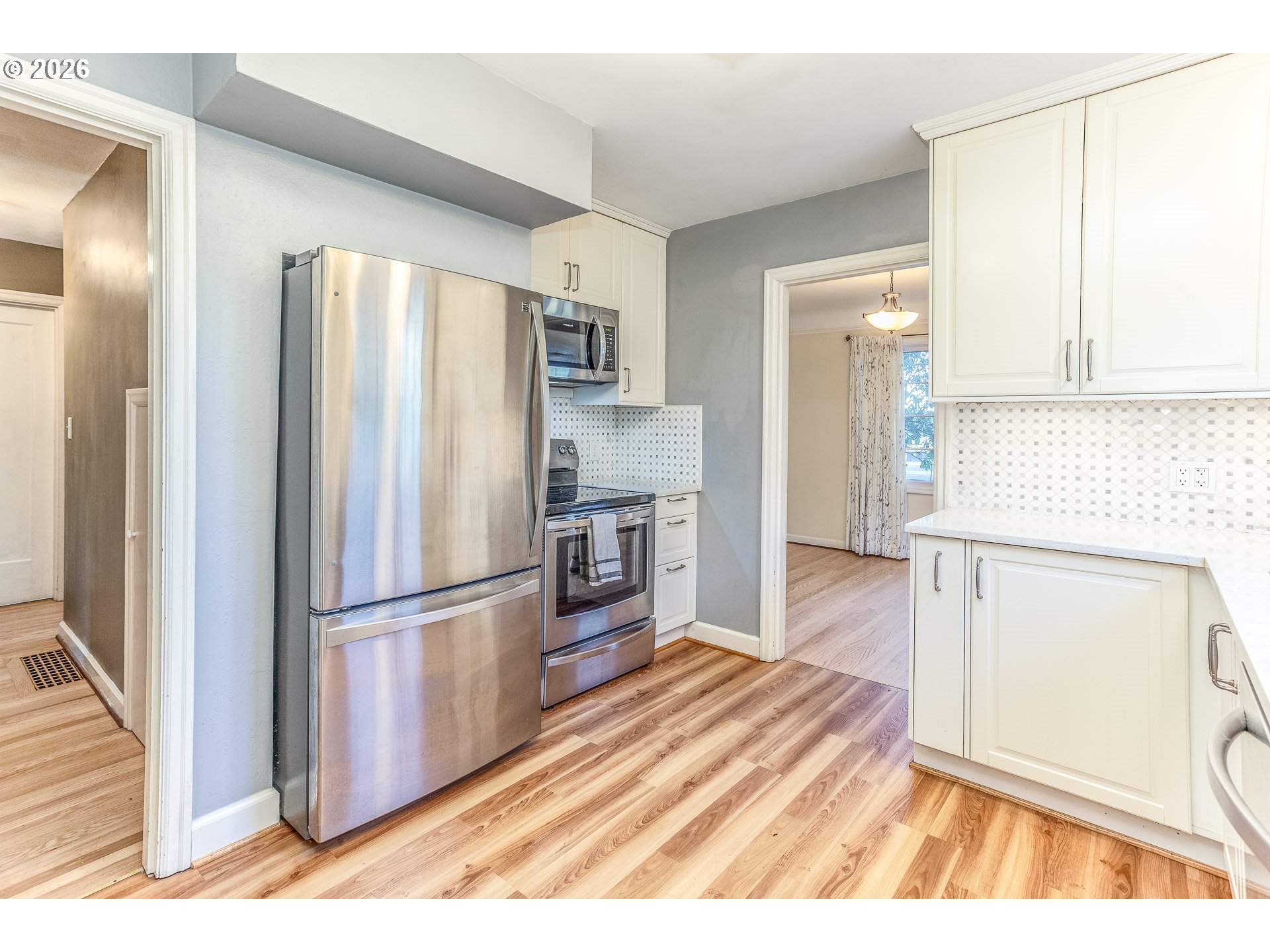 9436 Northeast Prescott Street Portland, OR 97220 - Photo 13 of 32 Kitchen