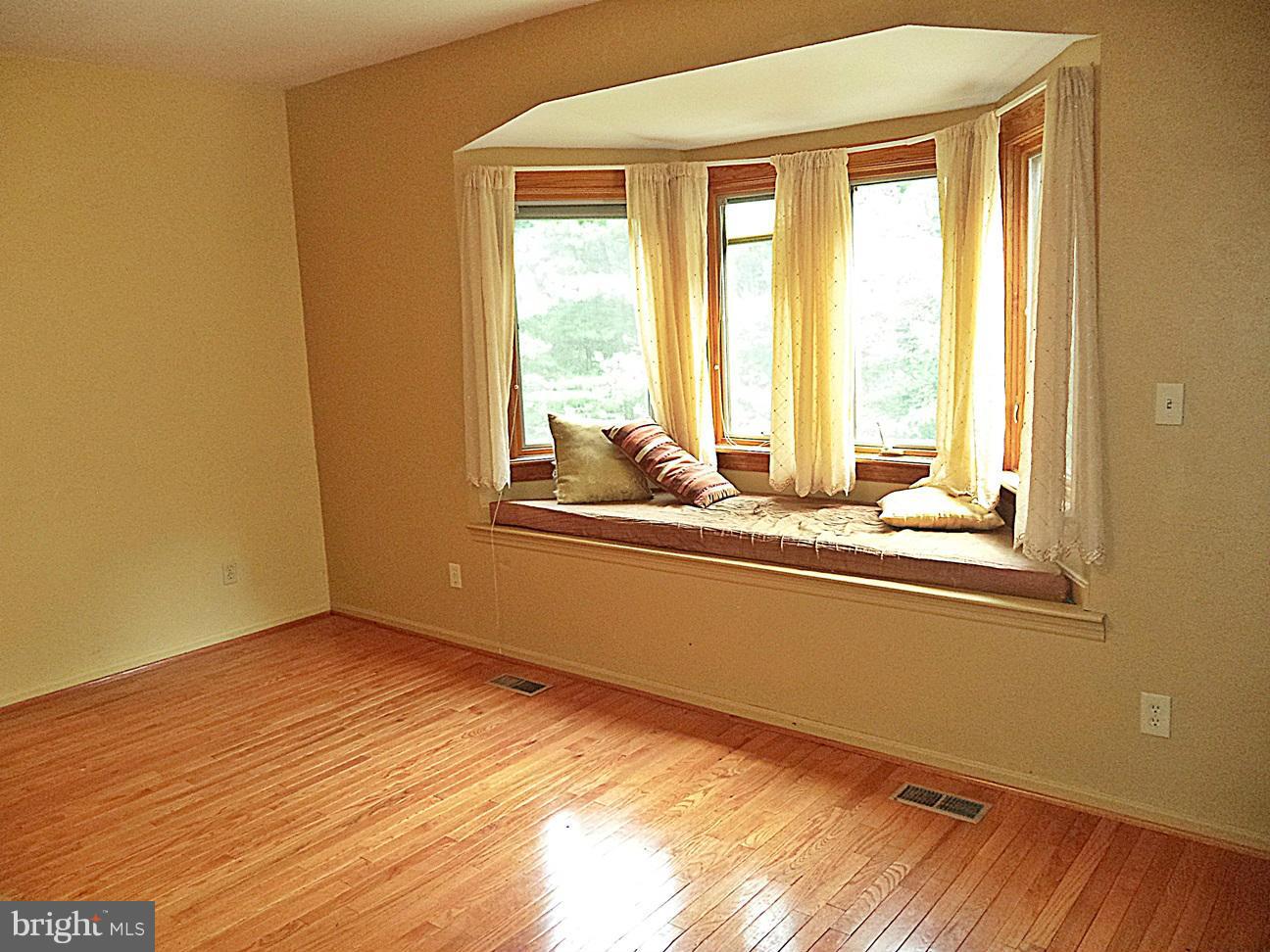 360 Jones Station Road Arnold, MD 21012 - Photo 21 of 30 Bedroom (Master)