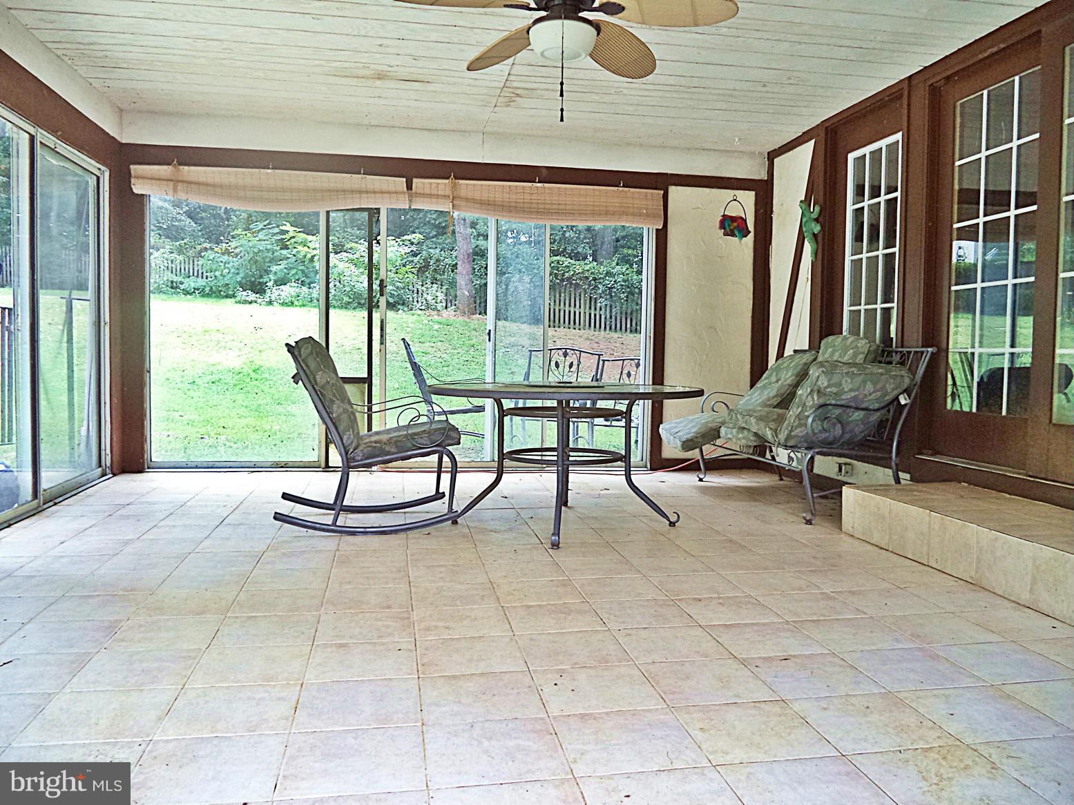 360 Jones Station Road Arnold, MD 21012 - Photo 25 of 30 SUNROOM/LIGHT-FILLED and DIVINE !