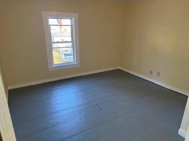 $1,960 | 9 Gowen Street, Sanford, ME 04073