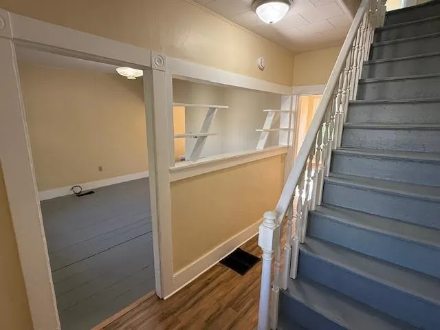 $1,960 | 9 Gowen Street, Sanford, ME 04073