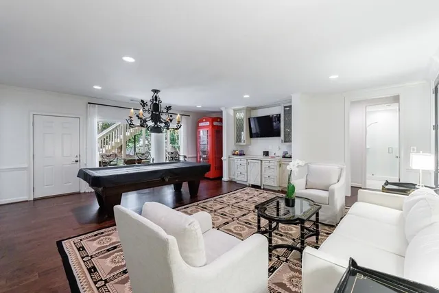 $2,295,000 | 4526 Peachtree Dunwoody Road, Atlanta, GA 30342