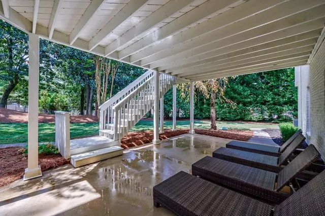 $2,295,000 | 4526 Peachtree Dunwoody Road, Atlanta, GA 30342