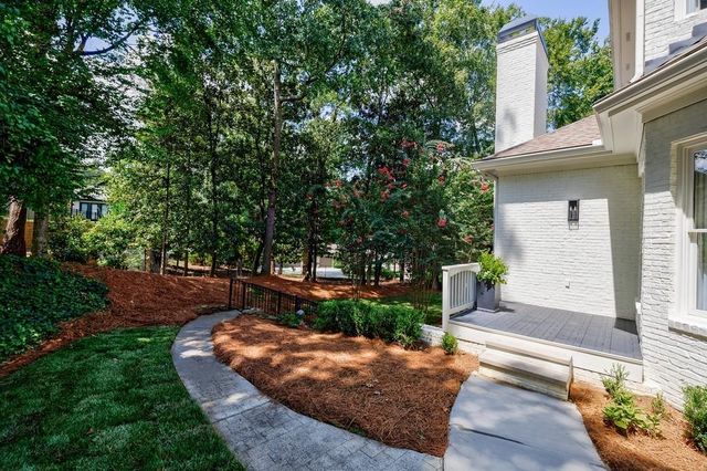 $2,295,000 | 4526 Peachtree Dunwoody Road, Atlanta, GA 30342