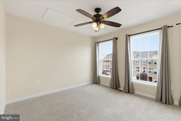 $469,900 | 15704 John Diskin Circle, Woodbridge, VA 22191