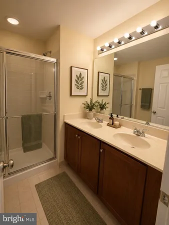 $469,900 | 15704 John Diskin Circle, Woodbridge, VA 22191
