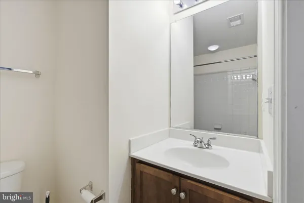 $469,900 | 15704 John Diskin Circle, Woodbridge, VA 22191