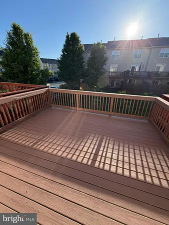 $469,900 | 15704 John Diskin Circle, Woodbridge, VA 22191