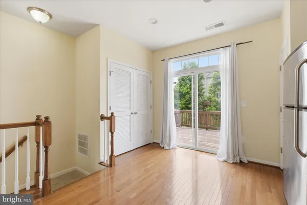 $469,900 | 15704 John Diskin Circle, Woodbridge, VA 22191