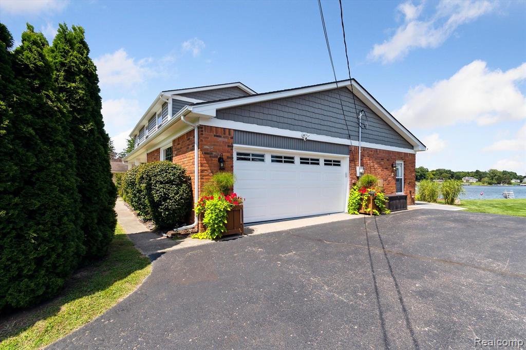 3904 Sleeth Road Commerce Township, MI 48382 - Photo 63 of 80 Gallery Image 63