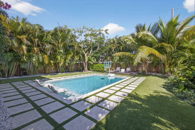 $1,395,000 | 535 36th Street, West Palm Beach, FL 33407