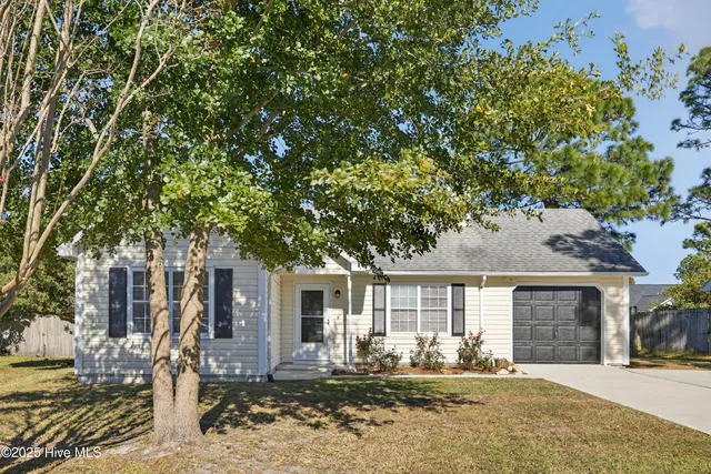 $335,000 | 814 Bay Blossom Drive, Wilmington, NC 28411