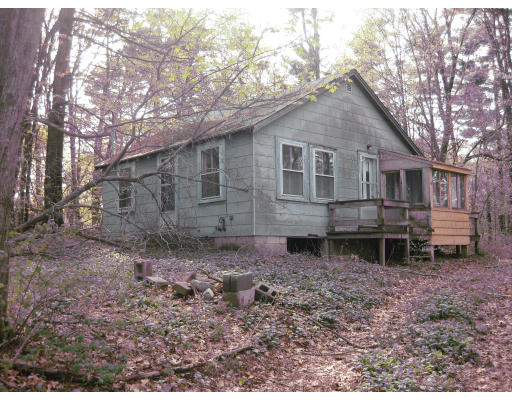 54 Middle Road Amesbury, MA 01913 - Photo 1 of 1 Gallery Image 1