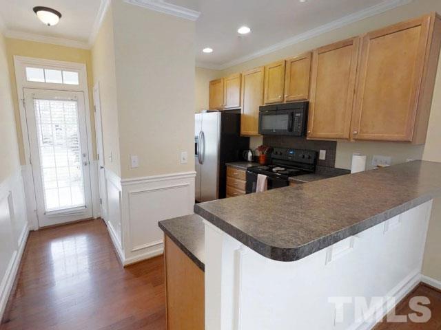 8227 Belneath Court Raleigh, NC 27613 - Photo 3 of 25