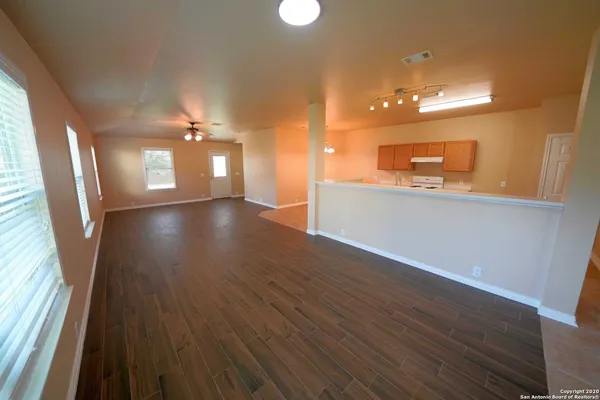 $1,850 | 6105 Portchester, Schertz, TX 78108