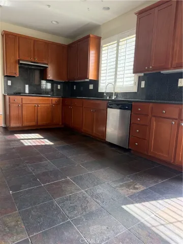 $738,000 | 16369 Medinah Street, Fontana, CA 92336