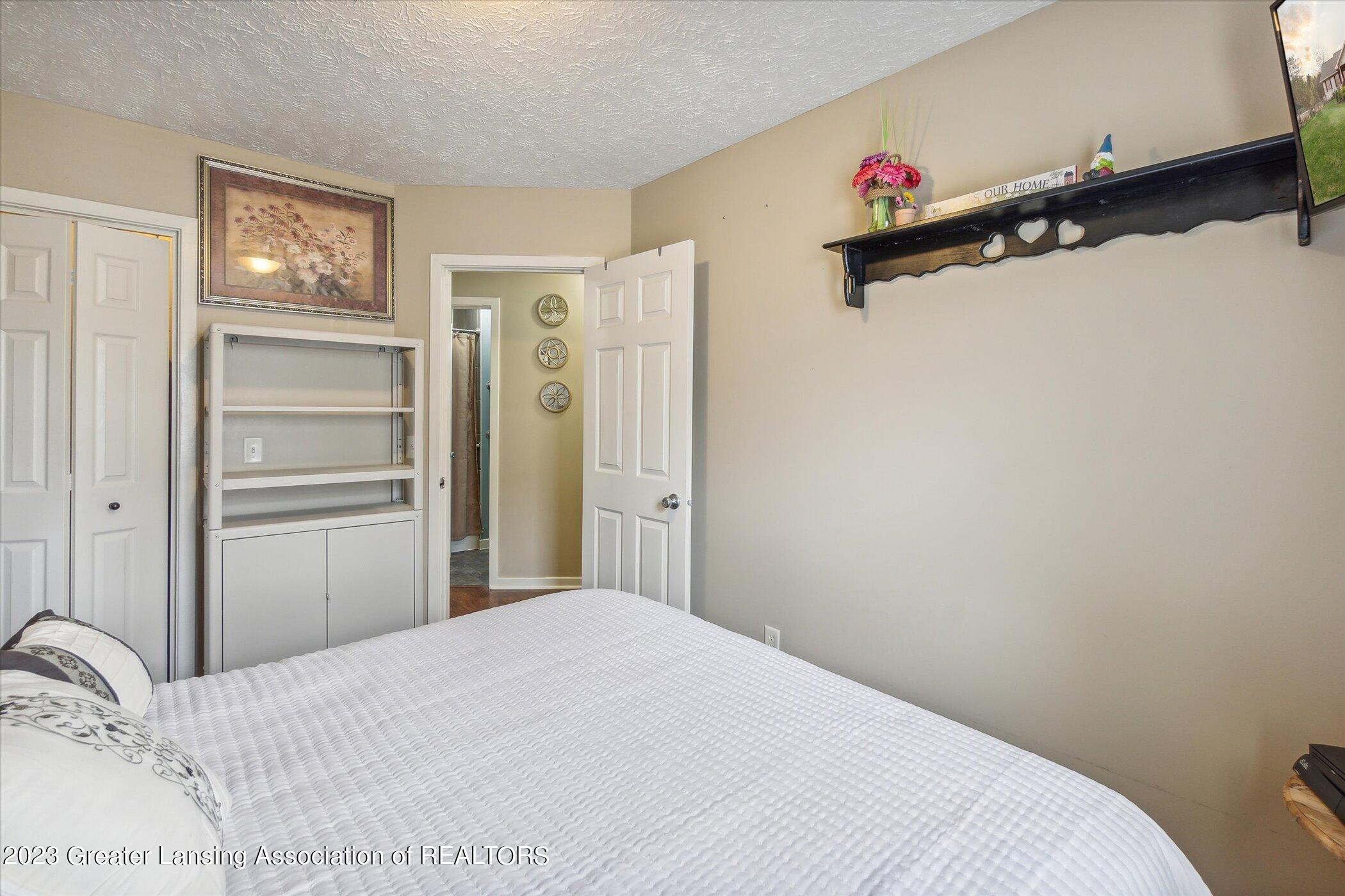 6108 Shoeman Road Haslett, MI 48840 - Photo 26 of 50 26-6108-Shoeman-Rd-Haslett-MI-48840-Wind