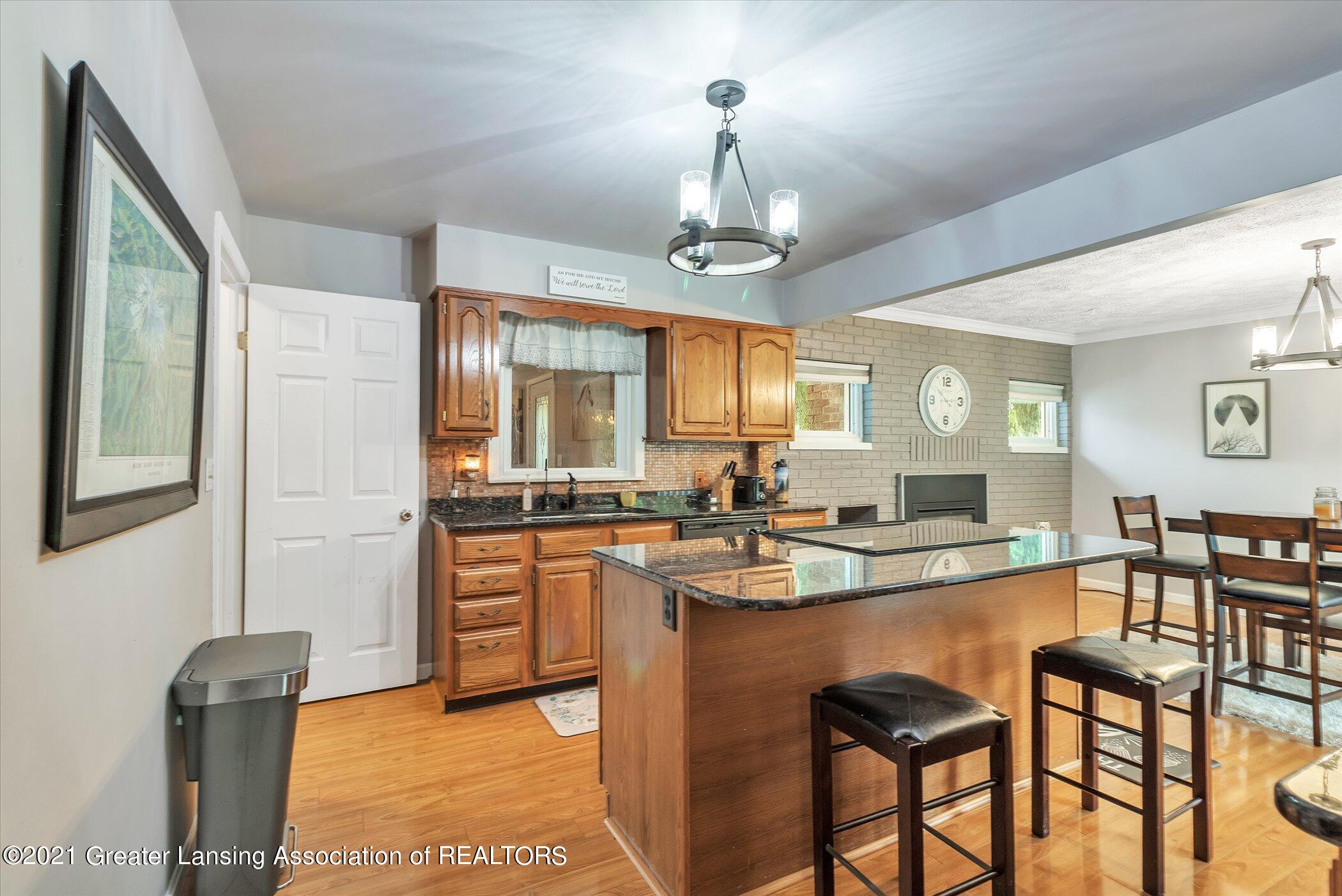 14104 South Wacousta Road Grand Ledge, MI 48837 - Photo 11 of 50 13-14104-Wacousta-Rd-WindowStill-Real-Es