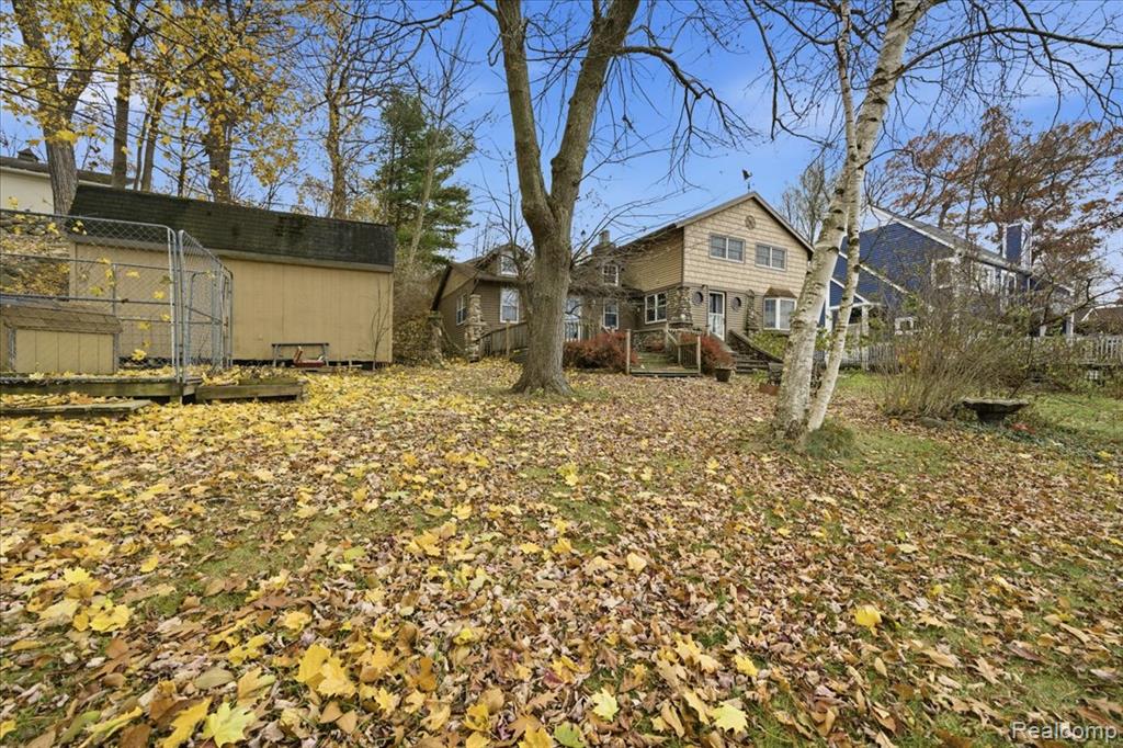 5896 Silver Birch Road Ortonville, MI 48462 - Photo 43 of 76