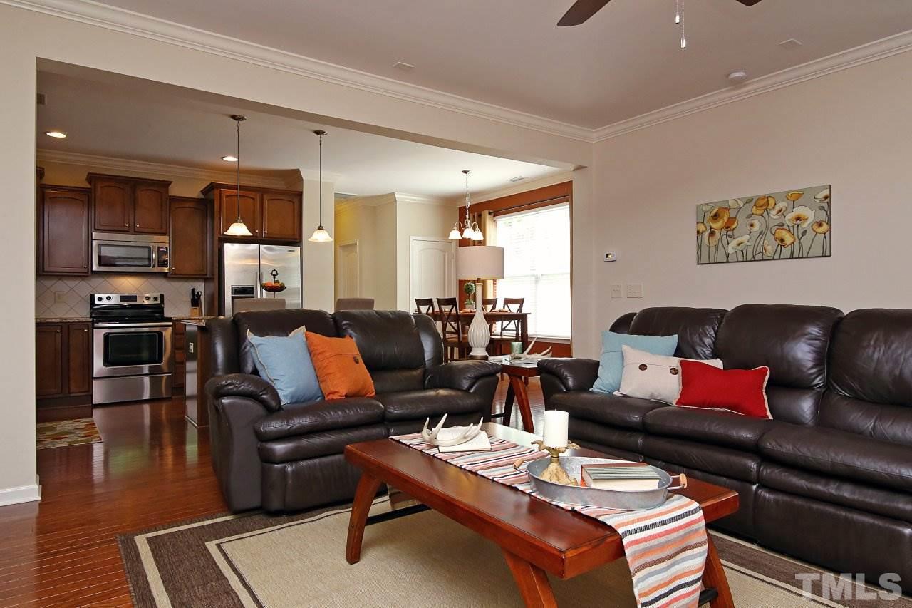 2401 Swans Rest Way Raleigh, NC 27606 - Photo 8 of 21