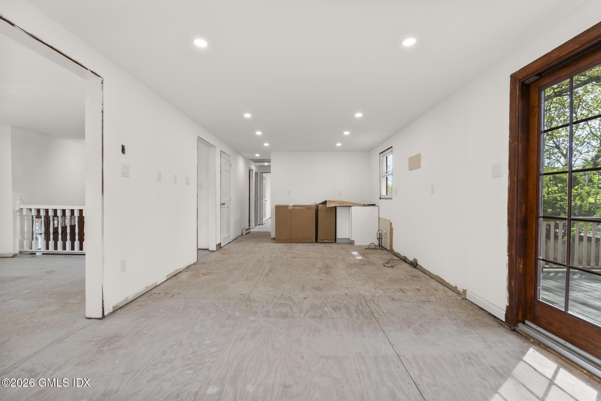 22 Carrona Drive Riverside, CT 06878 - Photo 7 of 26 a view of an empty room